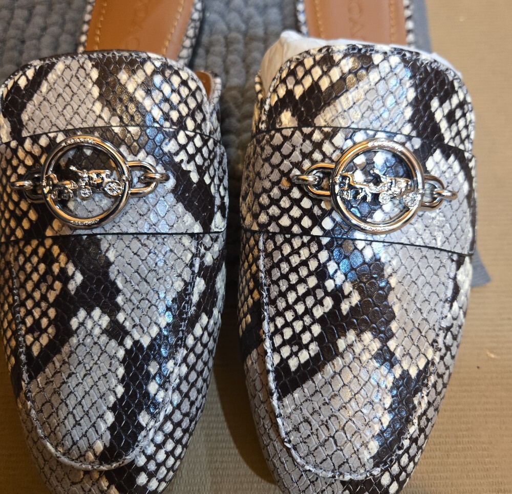 COACH Black & White Snake-Print Scotty PTE SLIDE - Picture 4 of 6